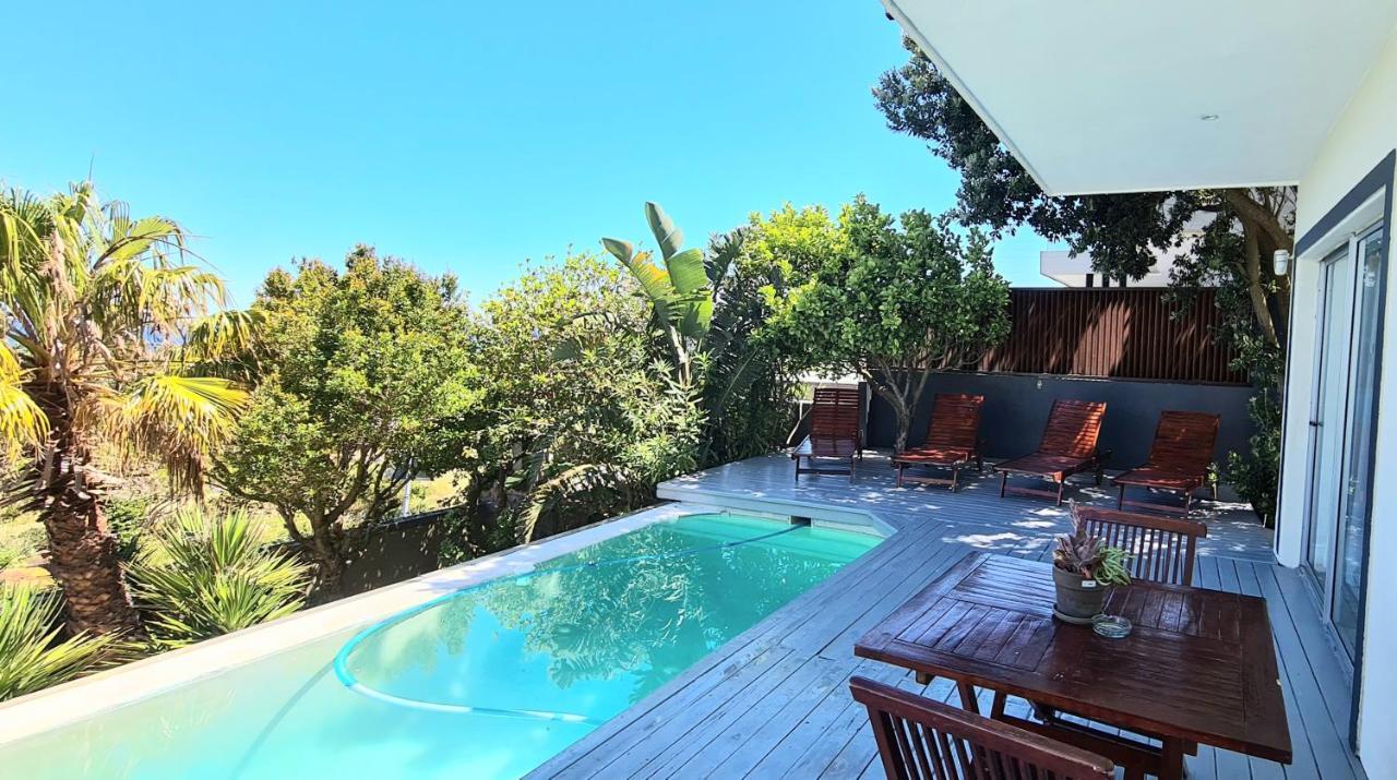 Finchley Guesthouse In Camps Bay Cape Town Bagian luar foto