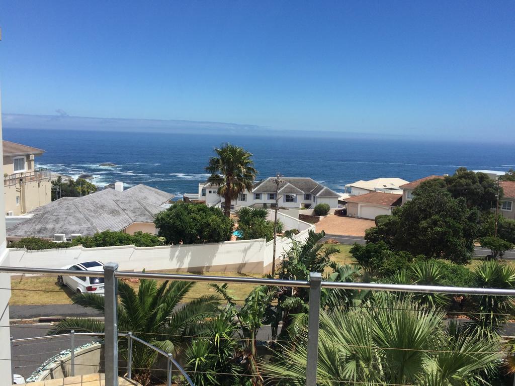 Finchley Guesthouse In Camps Bay Cape Town Bagian luar foto