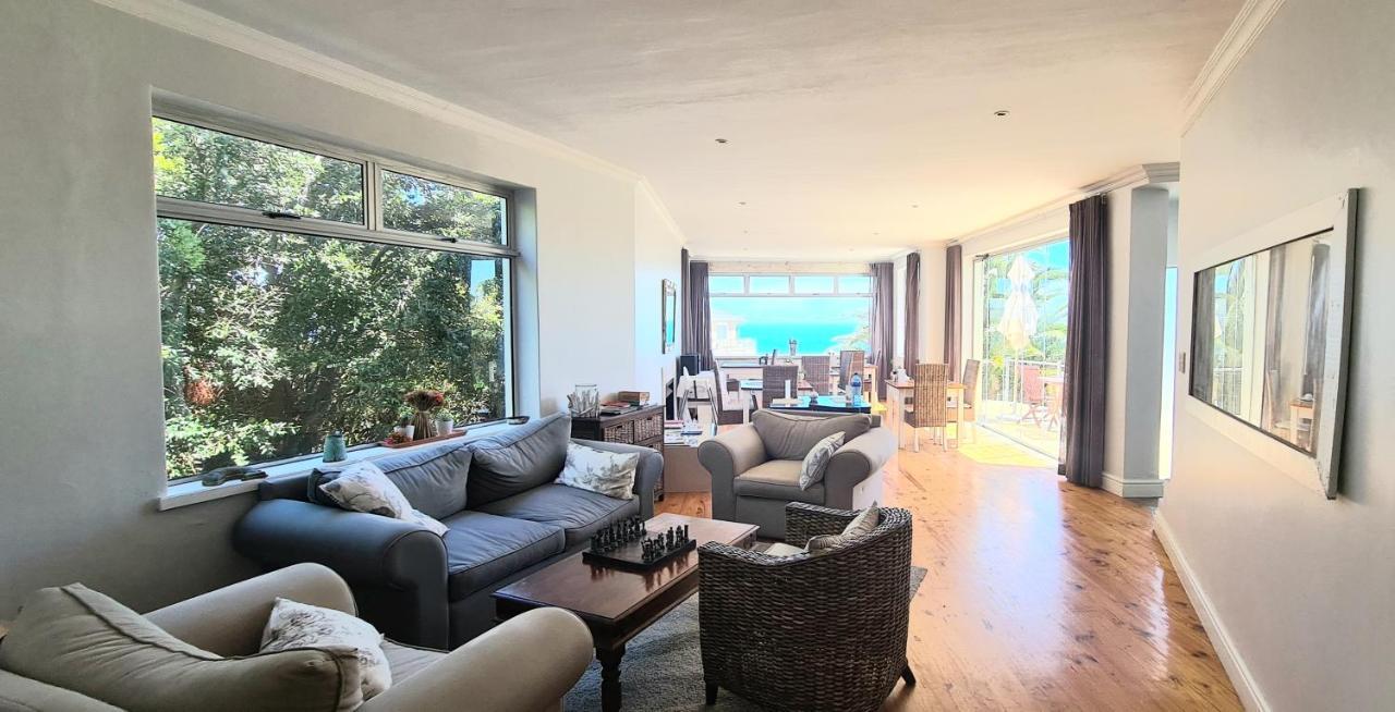 Finchley Guesthouse In Camps Bay Cape Town Bagian luar foto