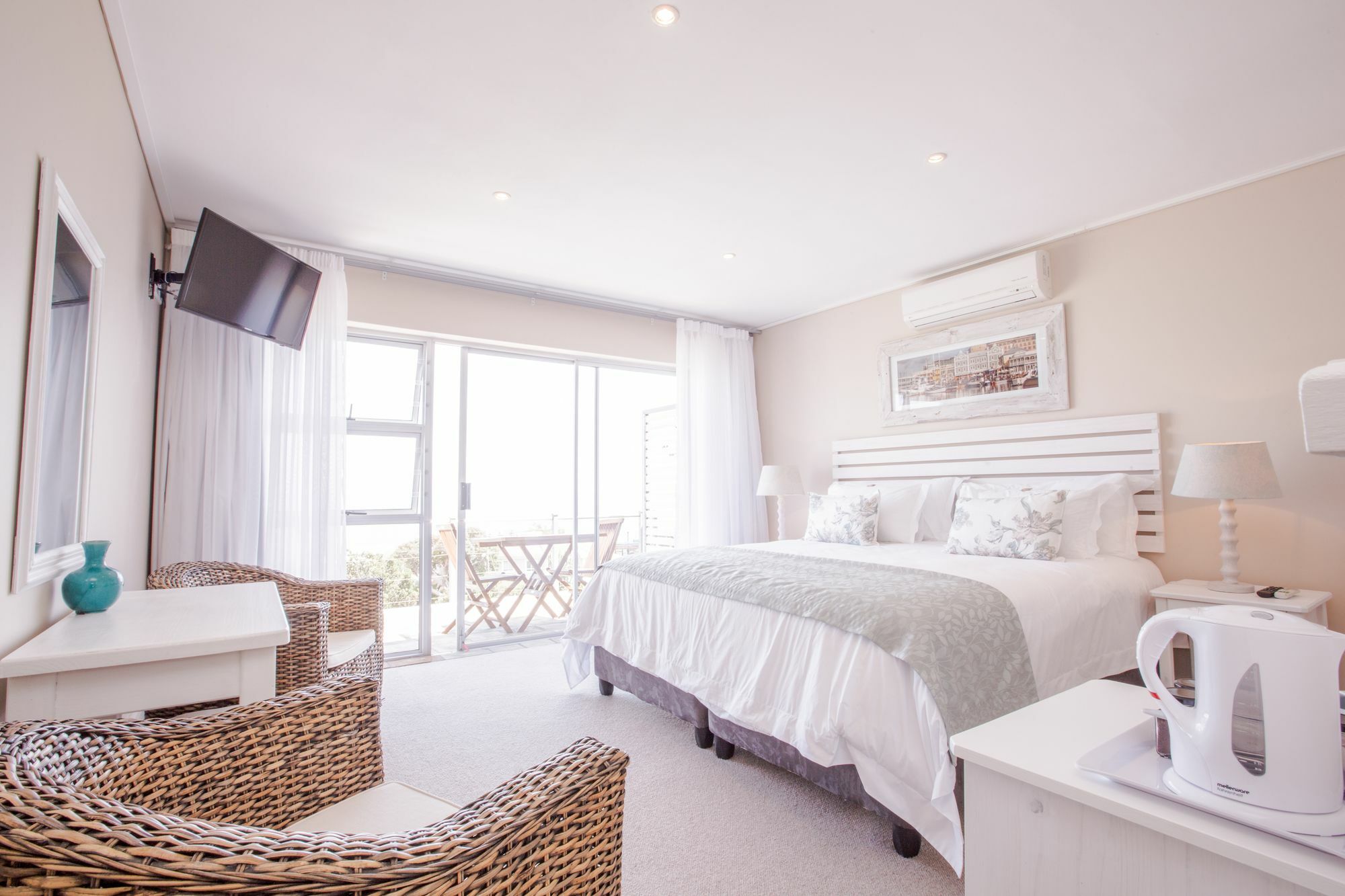 Finchley Guesthouse In Camps Bay Cape Town Bagian luar foto