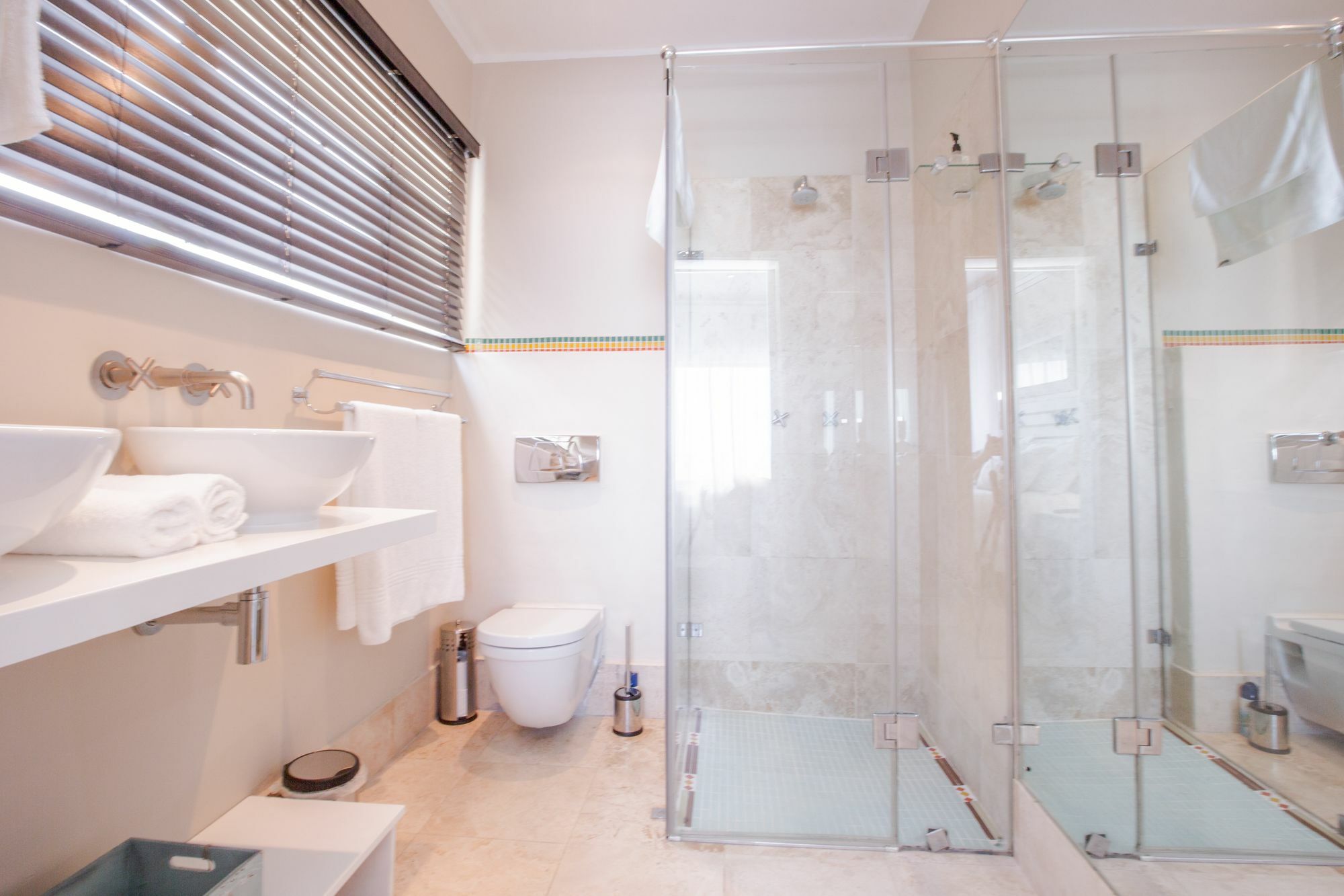 Finchley Guesthouse In Camps Bay Cape Town Bagian luar foto