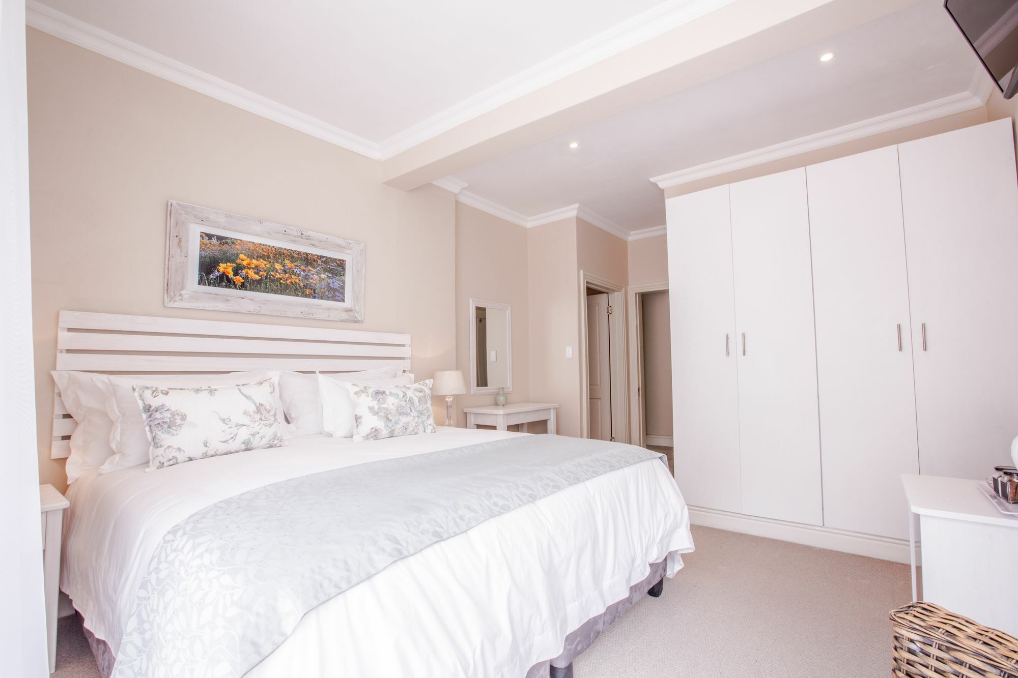 Finchley Guesthouse In Camps Bay Cape Town Bagian luar foto